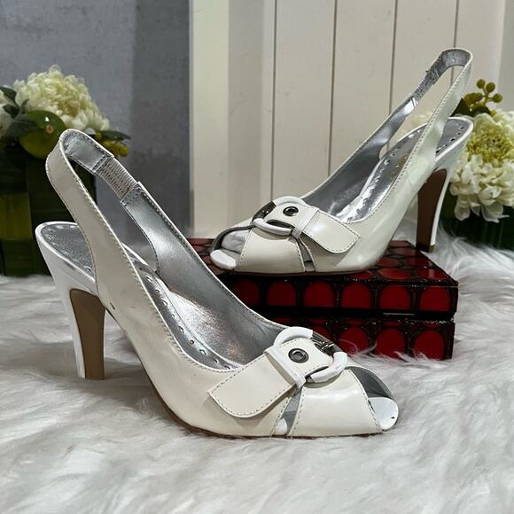 NEW BCBG Girls Patent Leather Buckle Peep Toe Slingback Heels White 36 6 AS IS - Picture 1 of 15